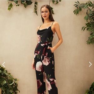 Le Chateau- Floral Jumpsuit- M- NWT